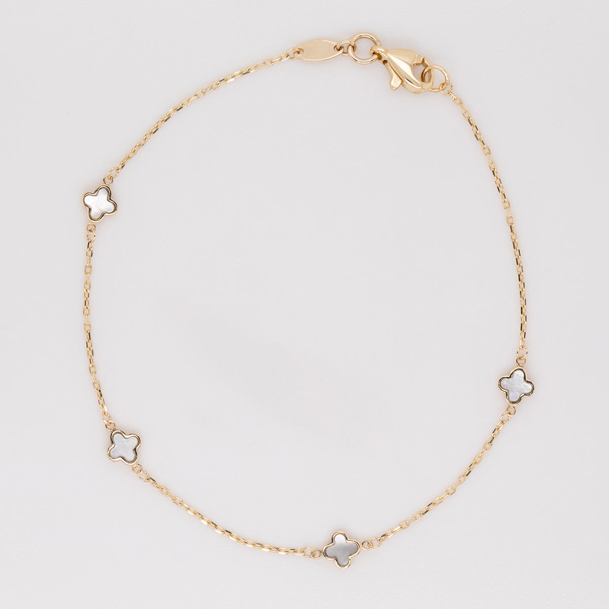 14K Yellow Gold Mother of Pearl Clover Station Cable Chain Bracelet