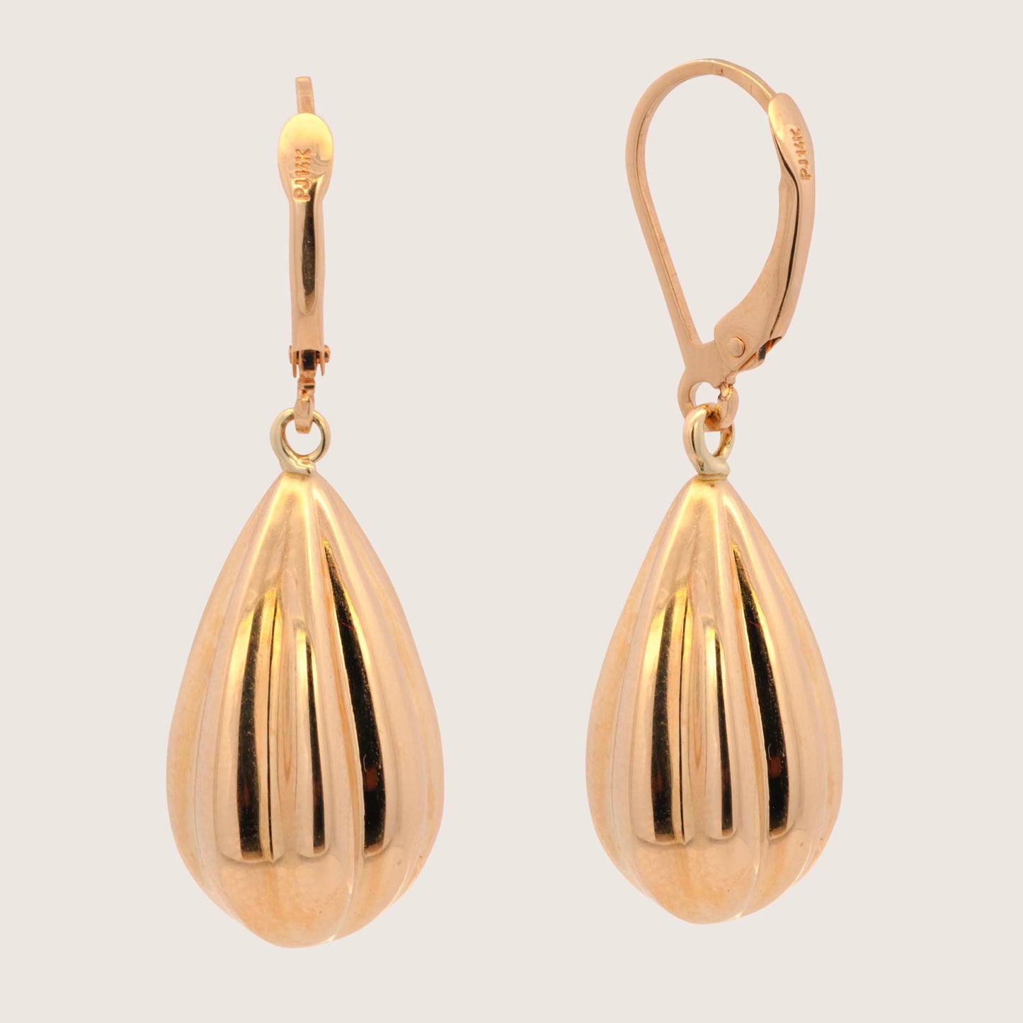 14K Yellow Gold Teardrop Dangling Earring 3.1g / 35 x 9