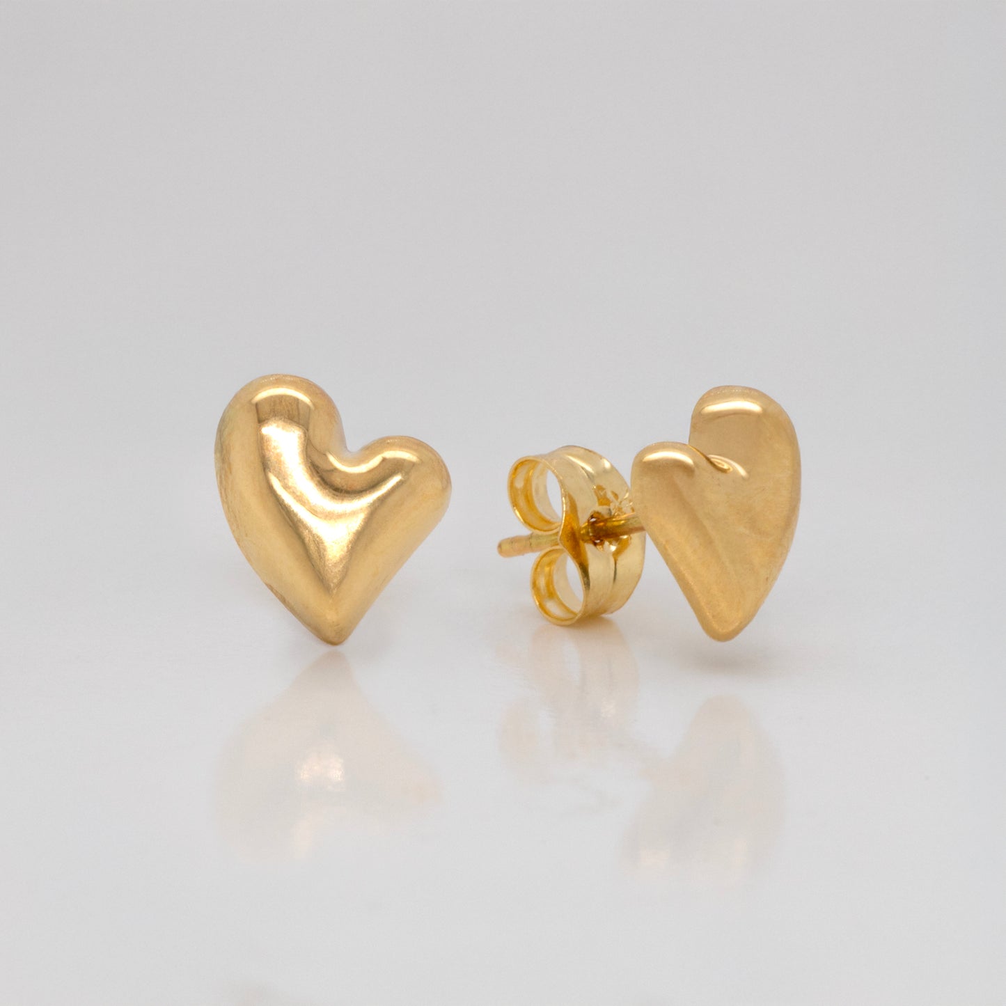 18K Yellow Gold Puffy Curved Heart Pushback Earrings