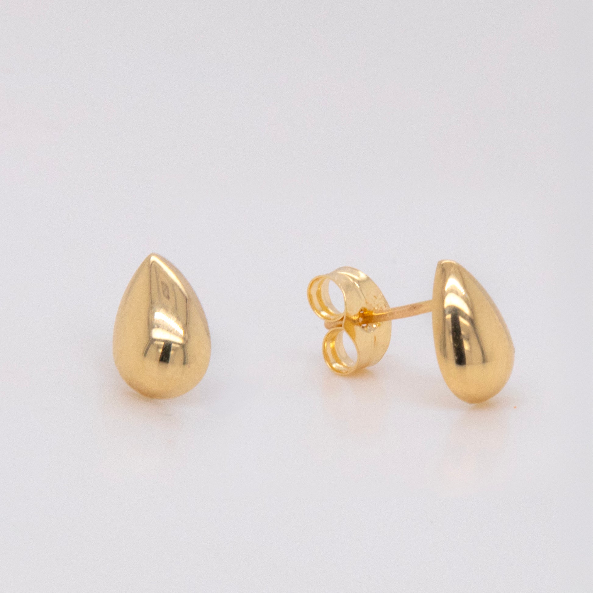 18K Yellow Gold Teardrop Pushback Earrings