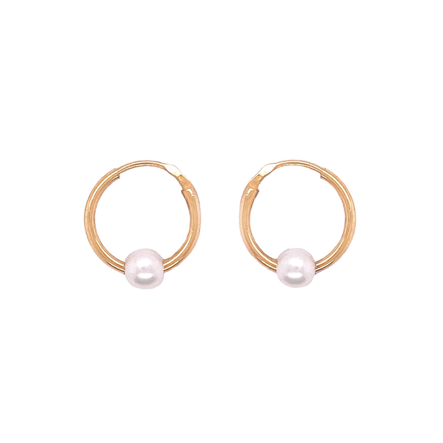 18k Yellow Gold Single Pearl Huggie Earring