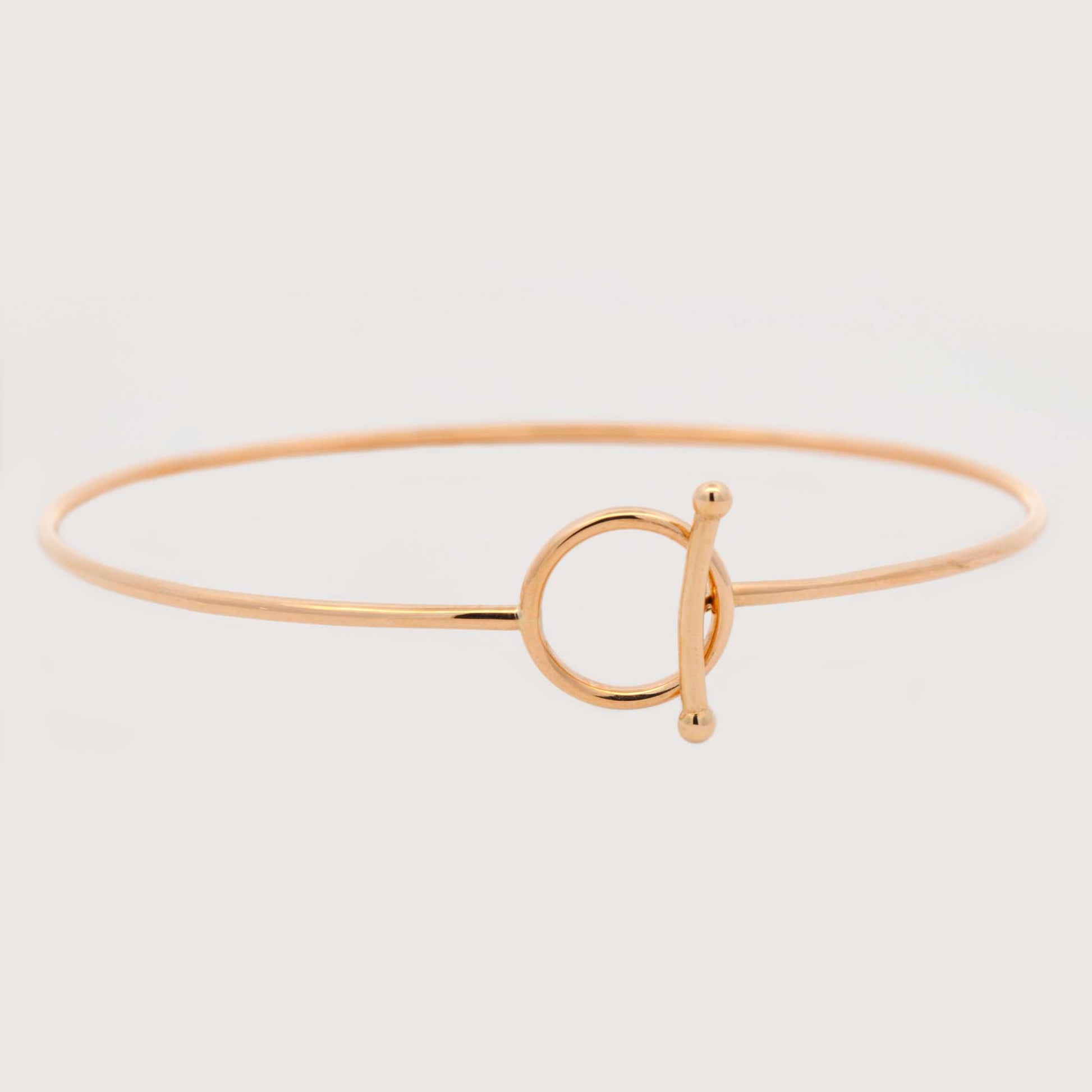 14K Yellow Gold Toggle Clasp Bangle