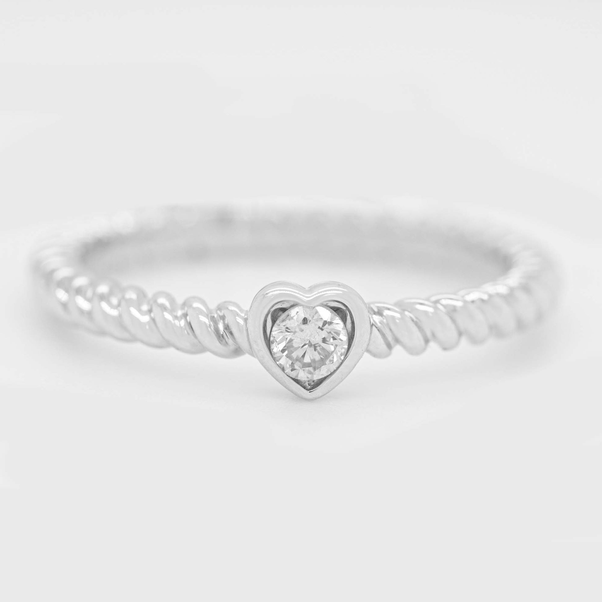 14K White Gold Diamond Heart Ring
