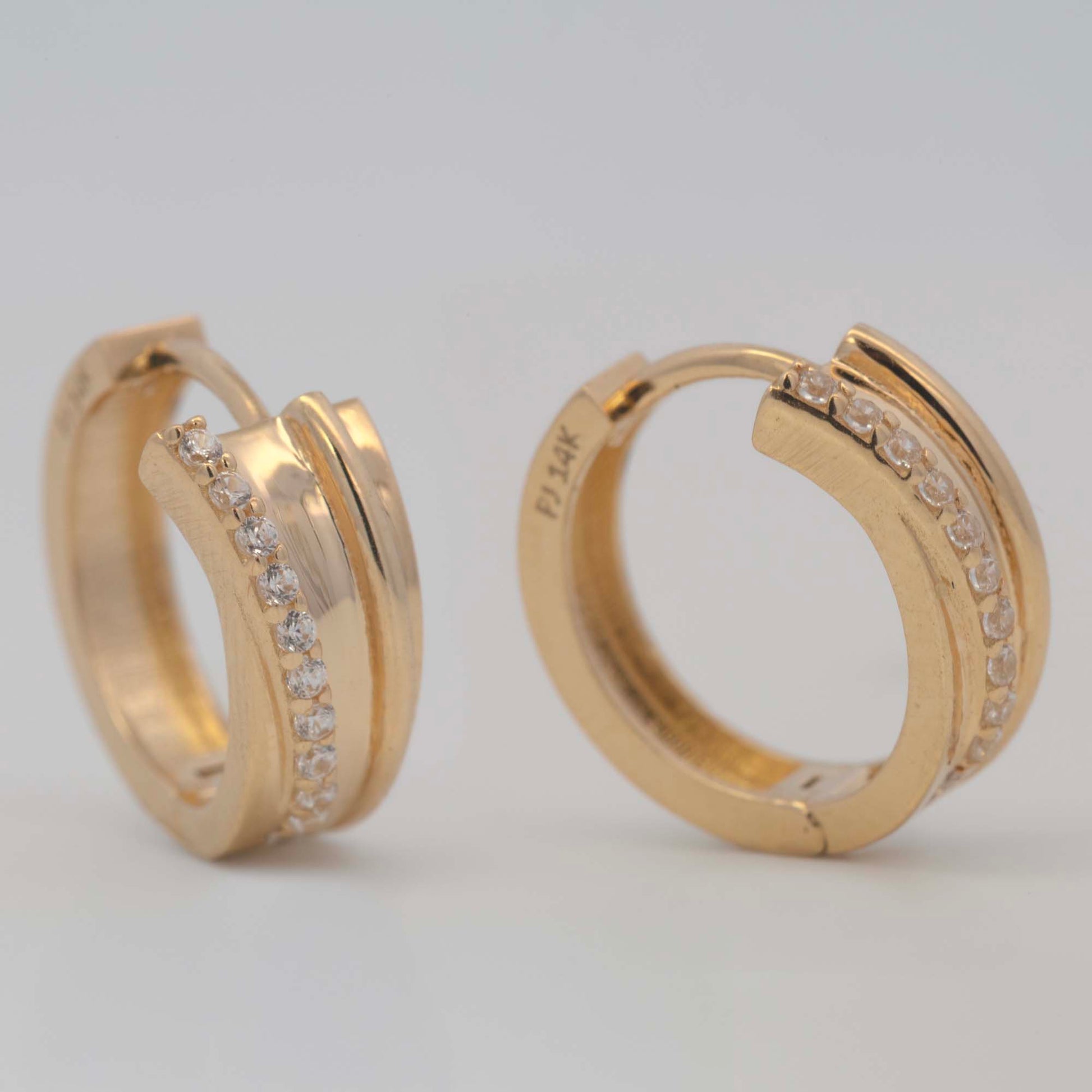 14k Yellow Gold CZ Diagonal Line Huggie Earring