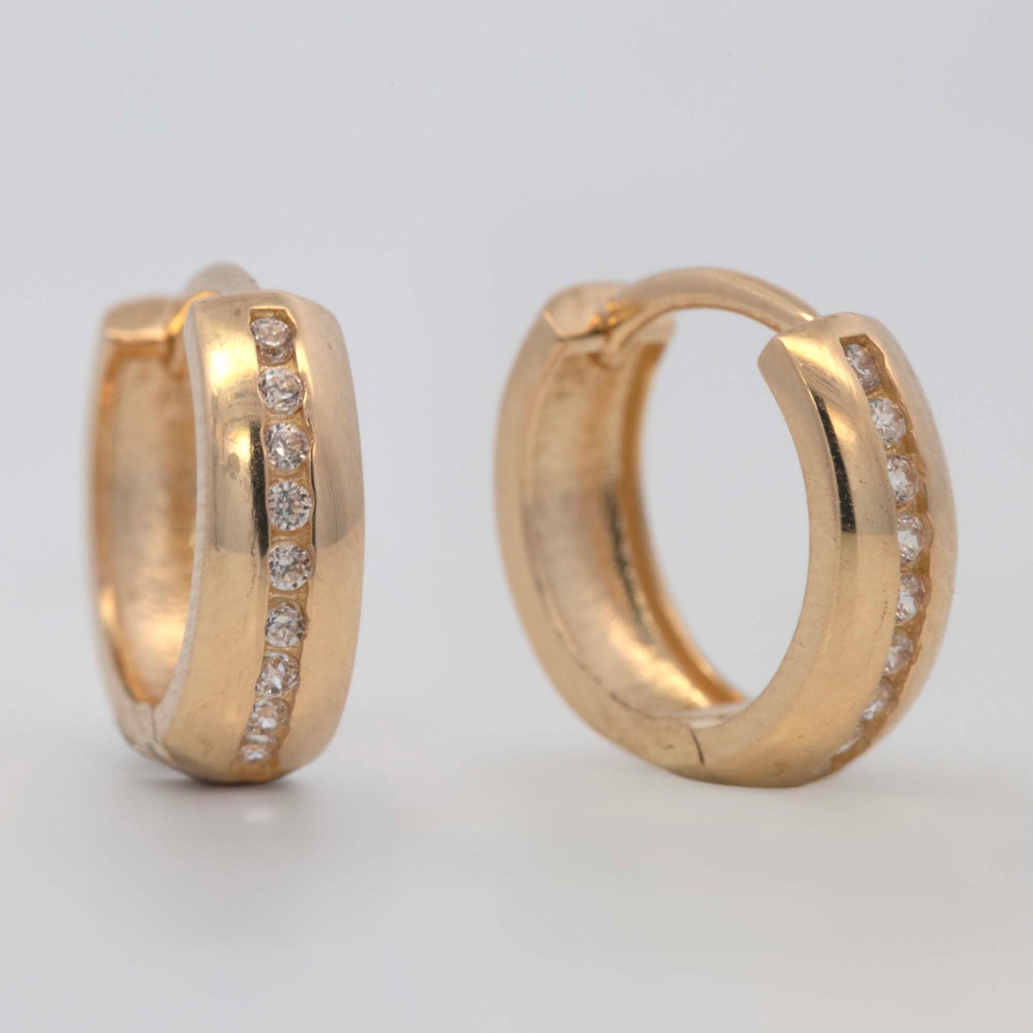 14k Yellow Gold CZ Line Huggie Earring