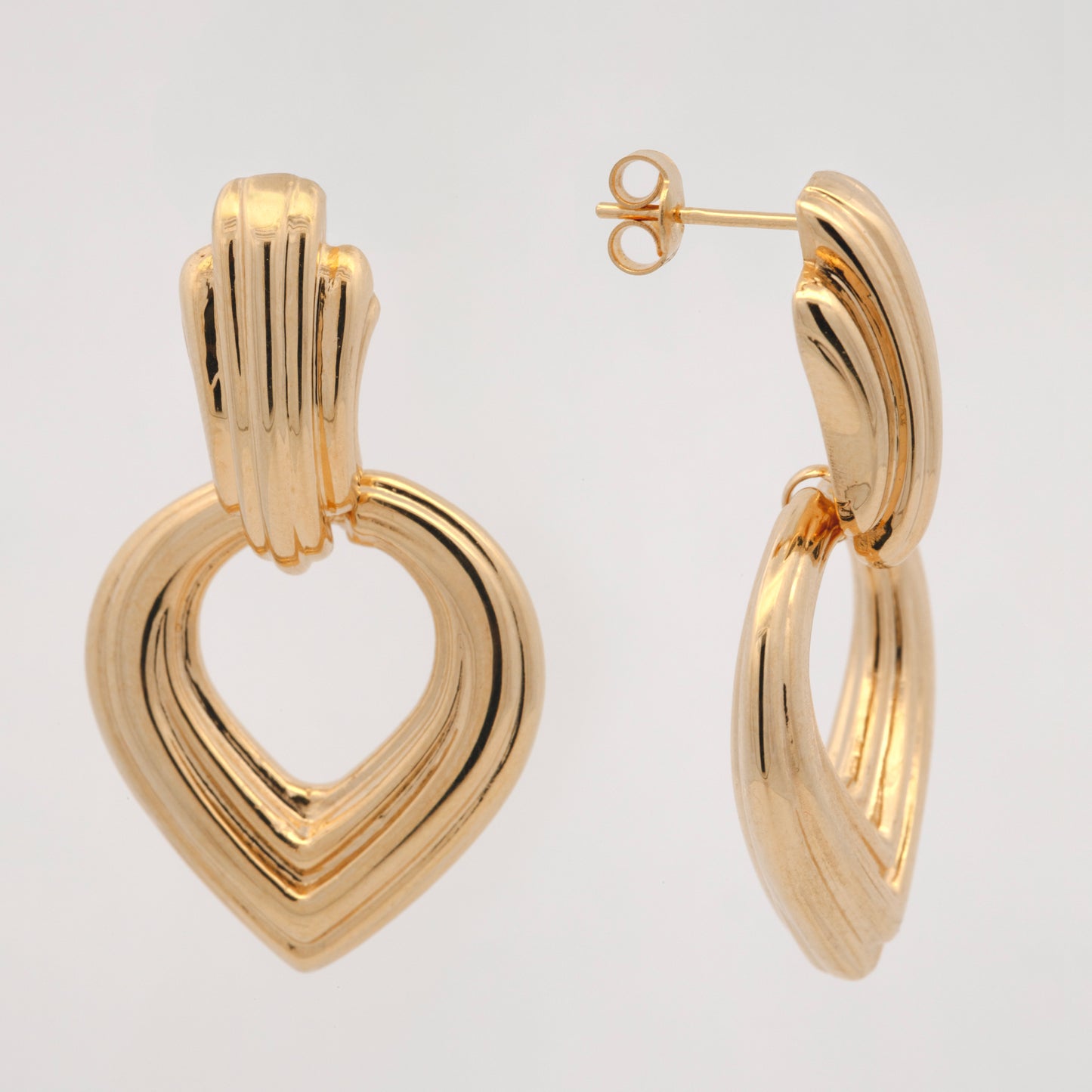 14K Yellow Gold Ribbed Graduated Teardrop Drop Earrings