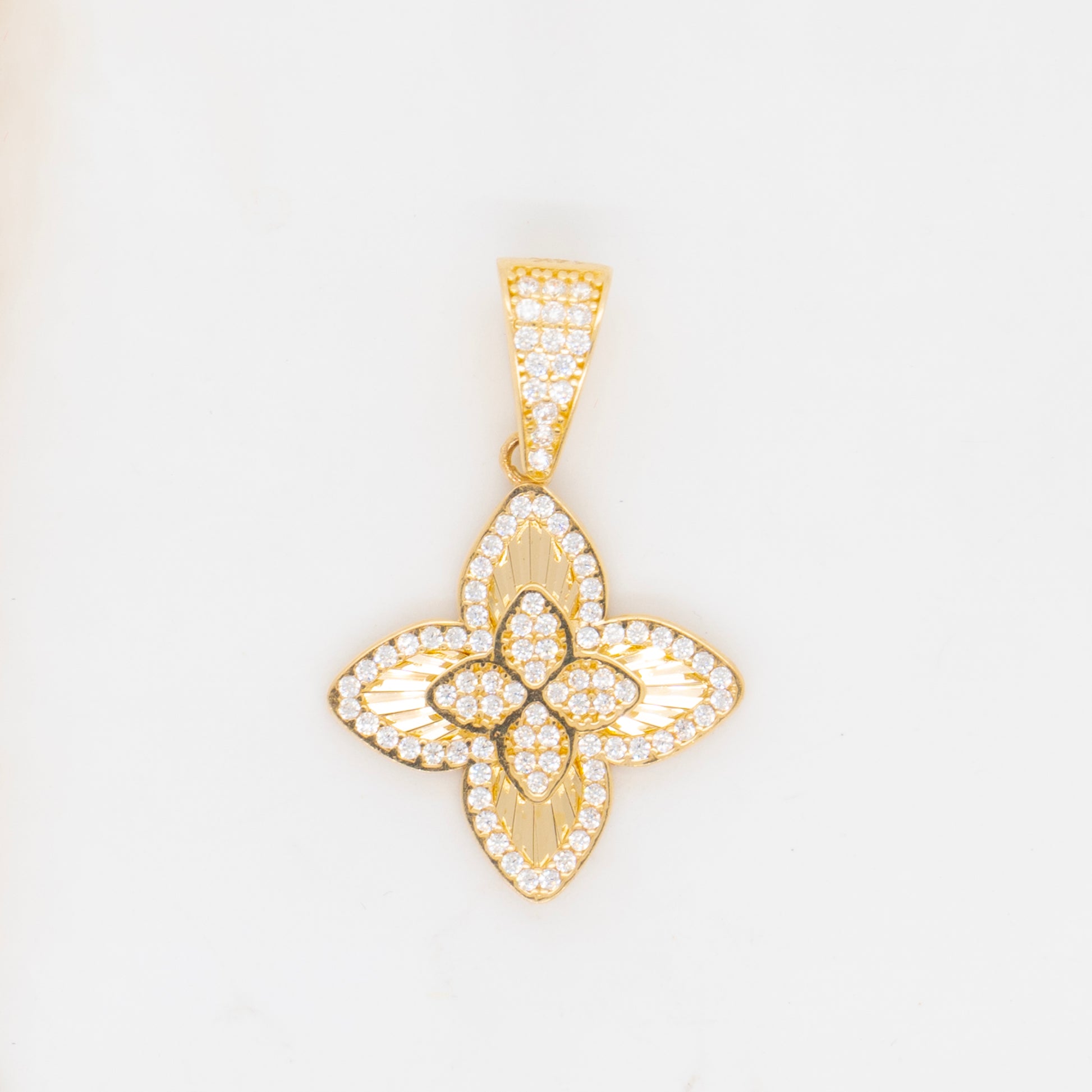 14k Yellow Gold 4 Leaf Clover Pendant